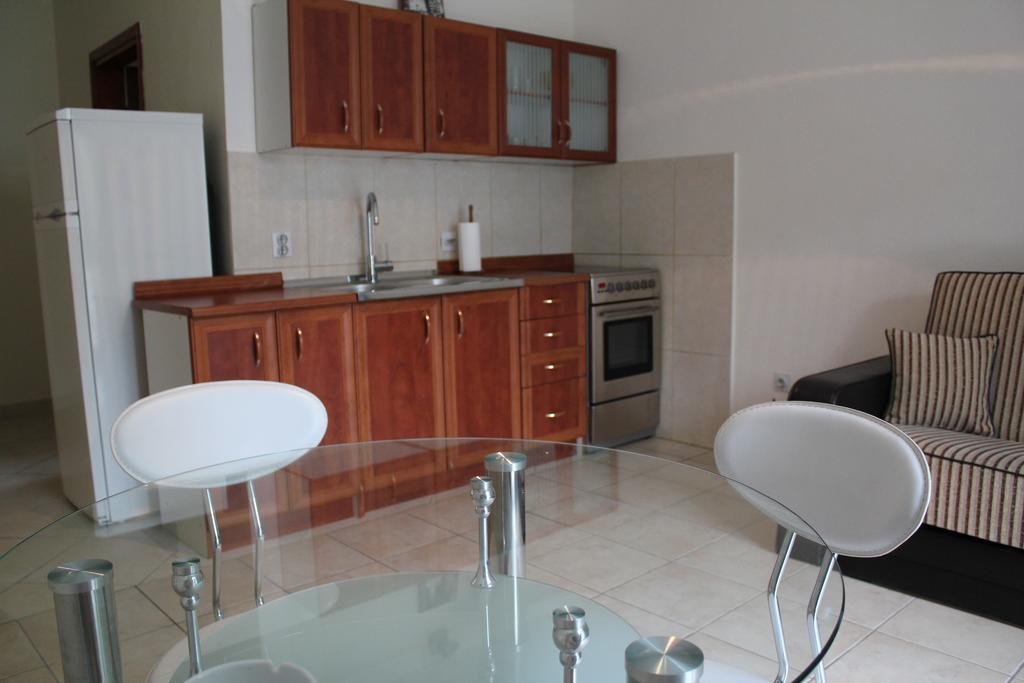 4M Apartments Petrovac Kamer foto