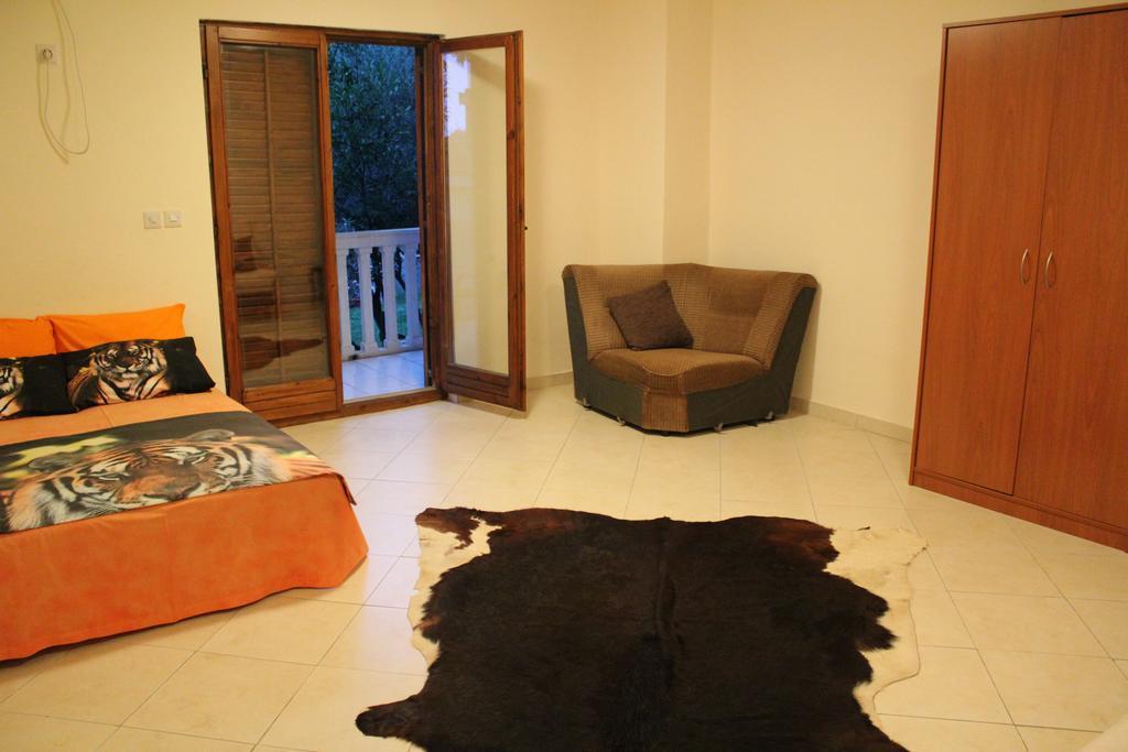 4M Apartments Petrovac Kamer foto